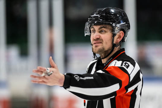 Domare David Laksola