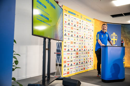 Peter Gerhardsson, head coach of the Swedish women’s