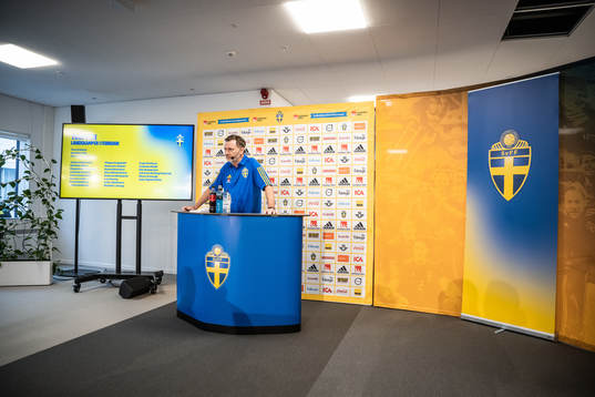 Peter Gerhardsson, head coach of the Swedish women’s