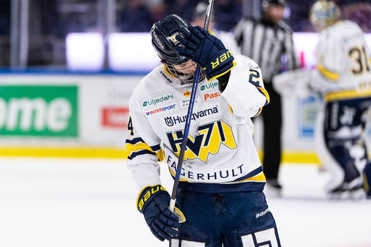 HV71s Oscar Fisker Molgaard deppar