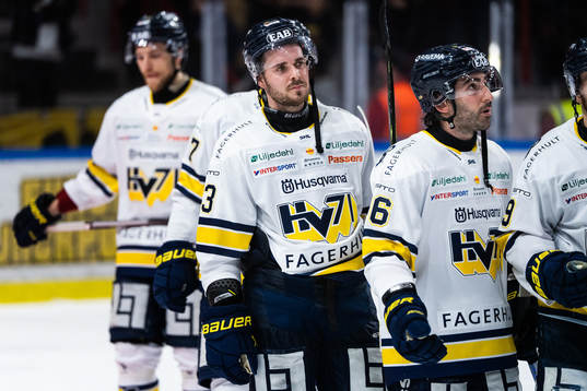 HV71s Nicholas Shore deppar