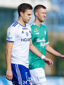 Norrköpings Anton Eriksson innan  träningsmatchen i