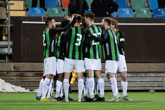Bläddra bland fler bilder av Fotboll, Träningsmatch, GAIS - Degerfors