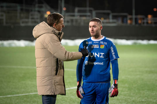 GP´s Simon Pettersson Intervjuvar GAIS målvakt Mergim