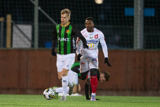 GAIS Viktor Alexandersson och Degerfors Joseph - Claude
