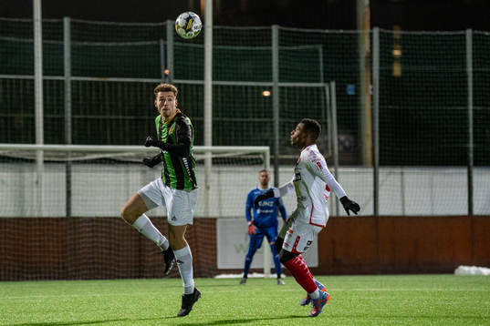 GAIS Anes Cardaklija  och Degerfors Joseph Claude Agyeman