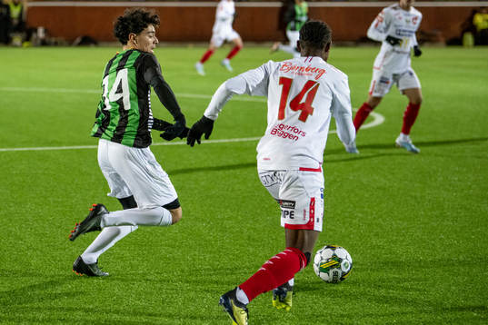 GAIS Mohamed Bawa och Degerfors De Pievre Ilunga