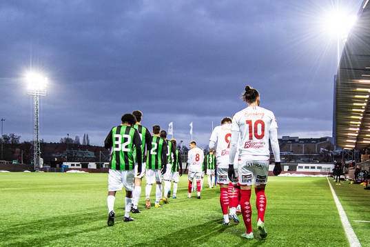 GAIS och Degerfors går in på planen