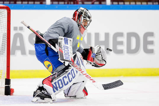 Goalkeeper Jhonas Enroth of Sweden at a practice session