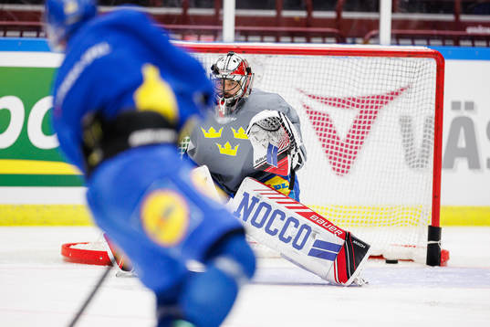 Goalkeeper Jhonas Enroth of Sweden at a practice session