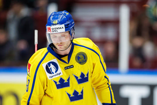 Carl Klingberg of Sweden looks dejected
