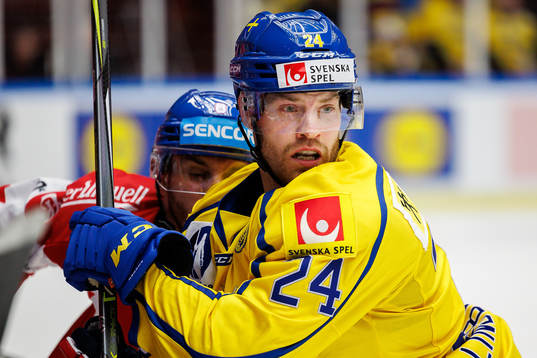 Oscar Lindberg of Sweden