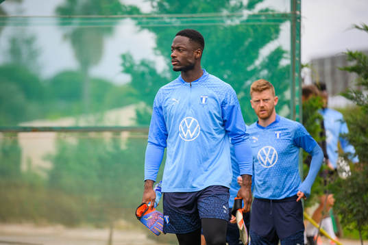 Målvakt Ismael Diawara