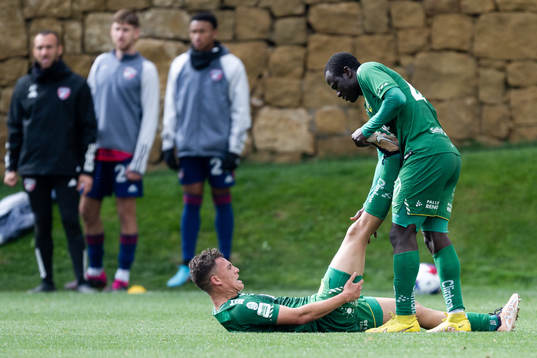 Noah John Åstrand and Saidou Alioum of Hammarby