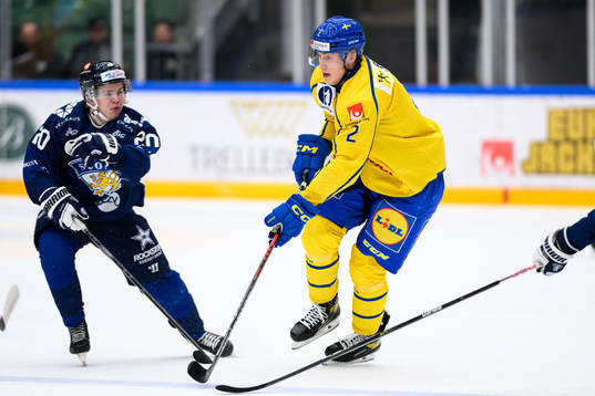 Rasmus Larsson of Sweden