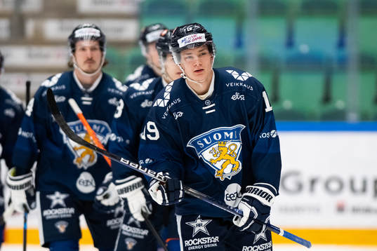 Nestor Noiva of Finland celebrate