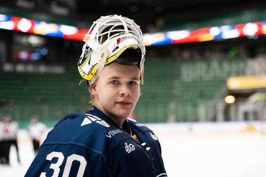 Golkeeper Niklas Kokko of Finland