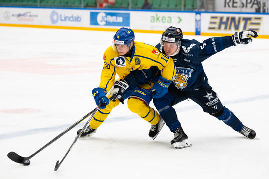 Liam Engström  of Sweden and Elmeri Laakso of Finland