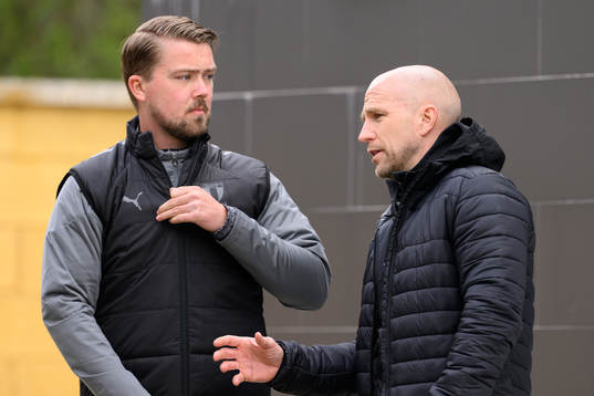 Assistant coach Theodor Olsson and Head coach Henrik