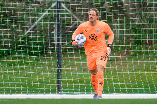goalkeeper Johan Dahlin of Malmö FF