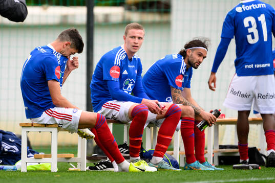 Fredrik Jensen and Henrik Bjordal of Vålerenga look