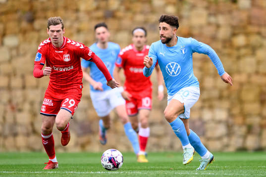 Bläddra bland fler bilder av Football, Friendly match, Malmö FF - Aarhus