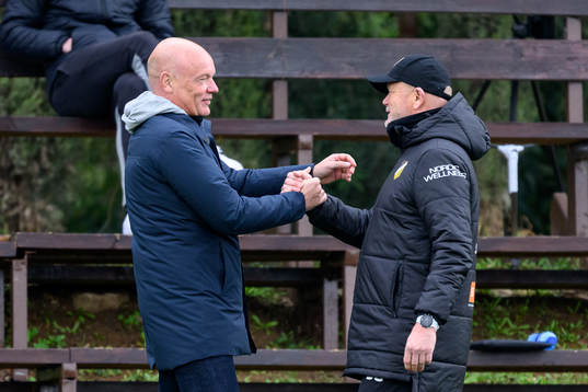 Head coach Uwe Rösler of Aarhus and Head coach Per-Mathias