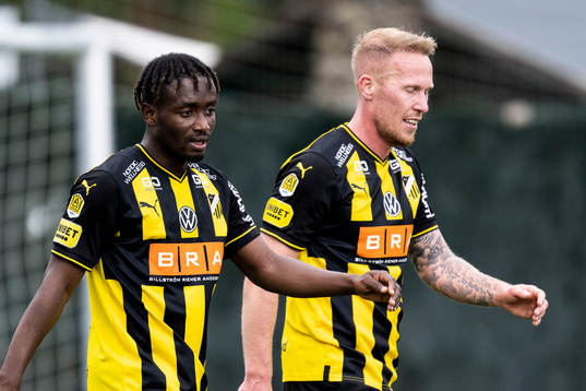 Ibrahim Sadiq and Mikkel Rygaard Jensen of Häcken