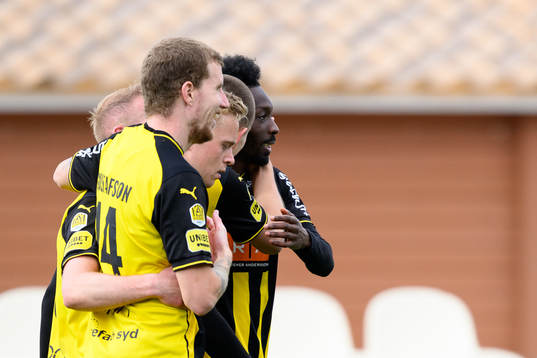 Blair Sebastian Turgott of Häcken celebrates