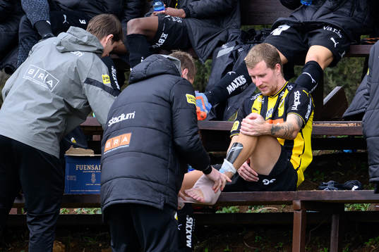 Simon Gustafson of Häcken receives medical attention