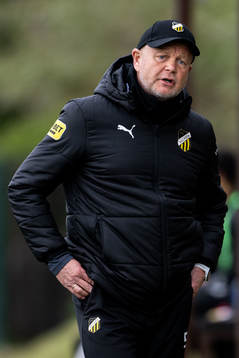 Head coach Per-Mathias Høgmo of Häcken