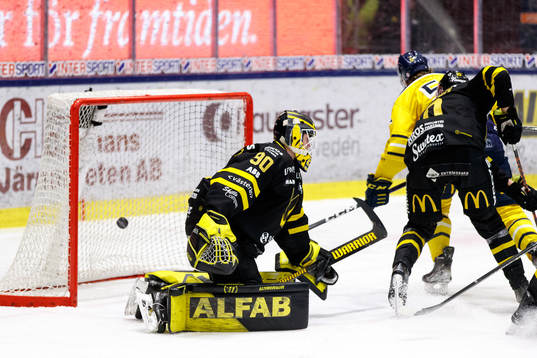Södertäljes Christopher Liljewall gör 2-1 bakom