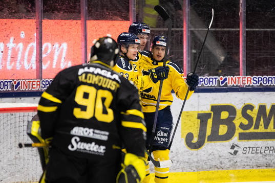 Södertäljes Christopher Liljewall jublar