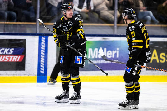 Västerås Oliver Bohm jublar