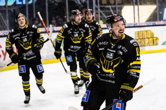 Västerås Anton Svensson jublar