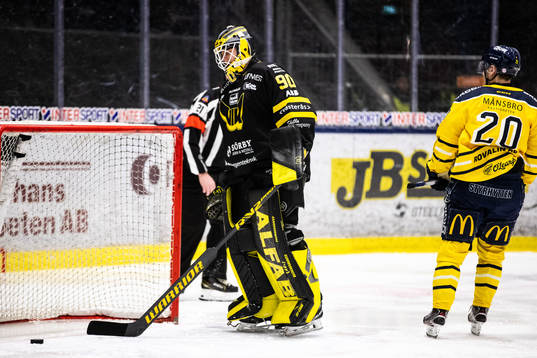 Västerås målvakt Ian Blomquist deppar