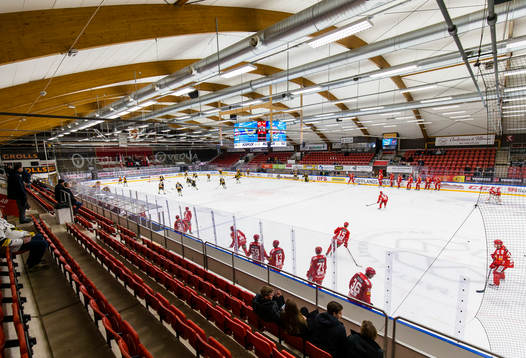 Vy över Upplands Bilforum Arena