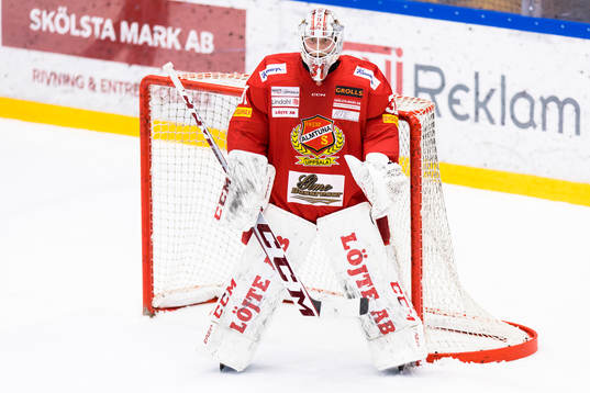 Almtunas målvakt Viktor Andrén