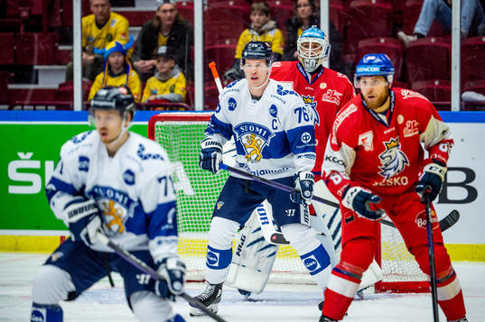 Bläddra bland fler bilder av Ice Hockey, Beijer Hockey Games, Finland - Czech Republic