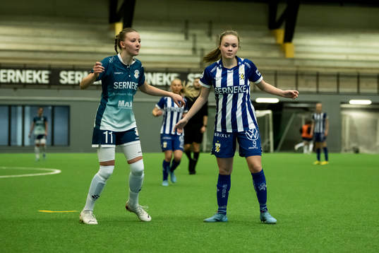Alingsås Hanna Gunnarsson och IFK Göteborgs Thilda