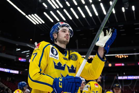 Hardy Häman Aktell of Sweden celebrates