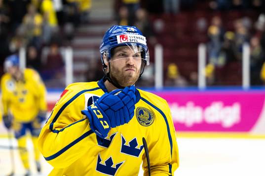 Oscar Lindberg of Sweden celebrates the 2-0 goal