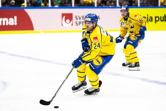 Oscar Lindberg of Sweden