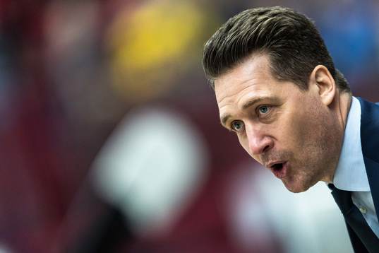 Head coach Sam Hallam of Sweden