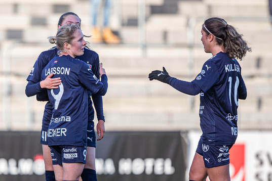 Rosengårds Emilia Larsson jublar
