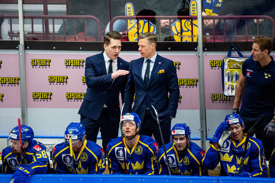 Head coach Sam Hallam and assistant coach Nicklas Rahm of