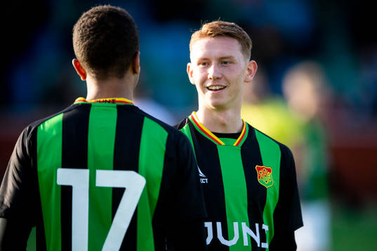 GAIS Nuha Jatta  och Julius Lindberg jublar