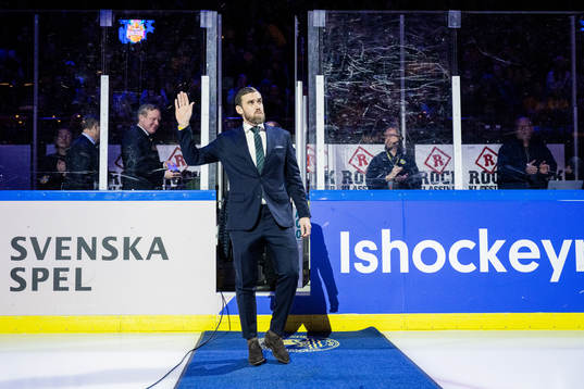 Henrik Zetterberg is inducted to the Swedish Ice Hockey