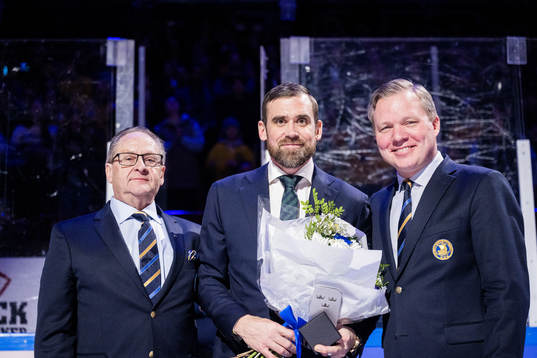 Henrik Zetterberg is inducted to the Swedish Ice Hockey