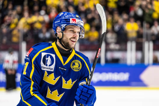 Theodor Lennström of Sweden celebrates